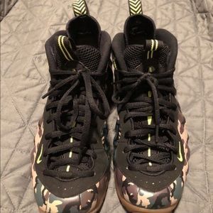 Nike Foamposite Pro Army Camo SZ 10